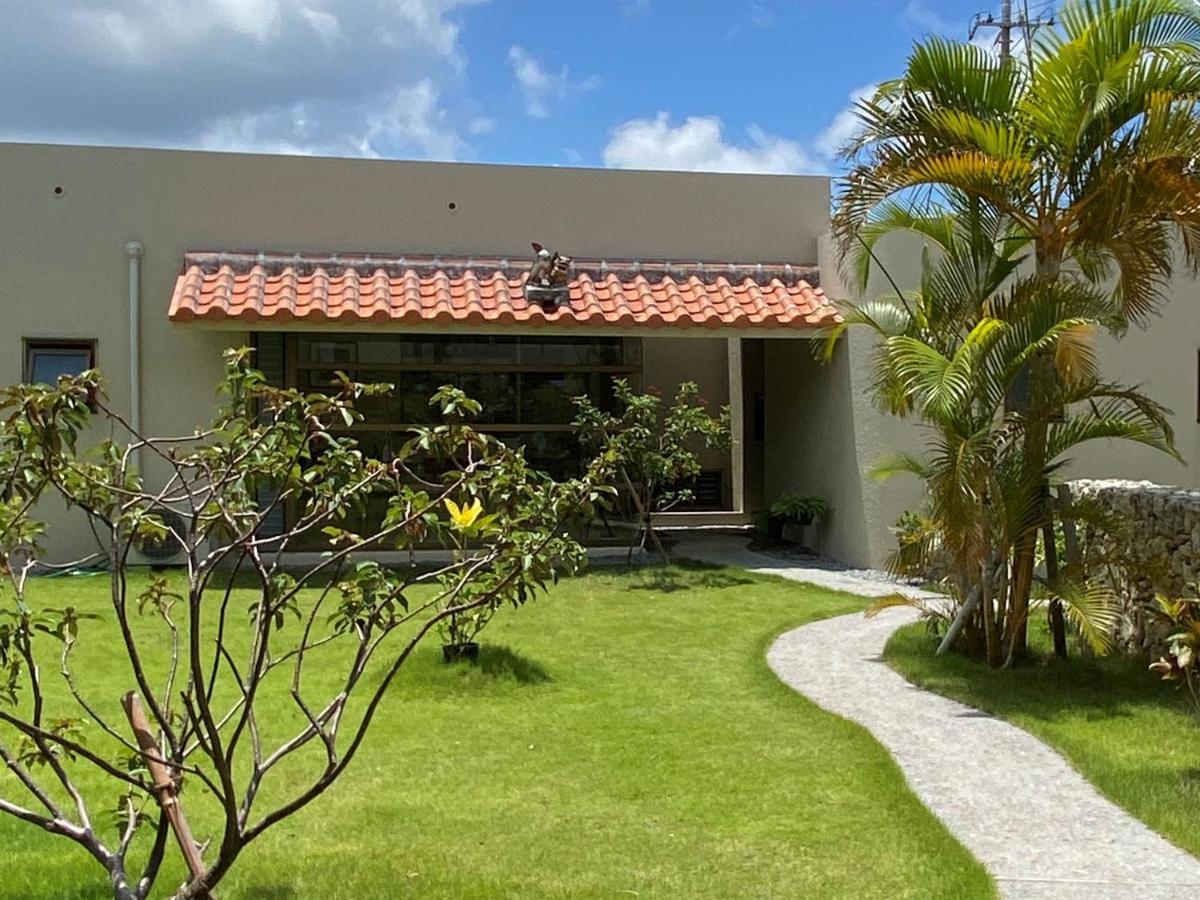 Akabana Inn Nakijin Exteriör bild